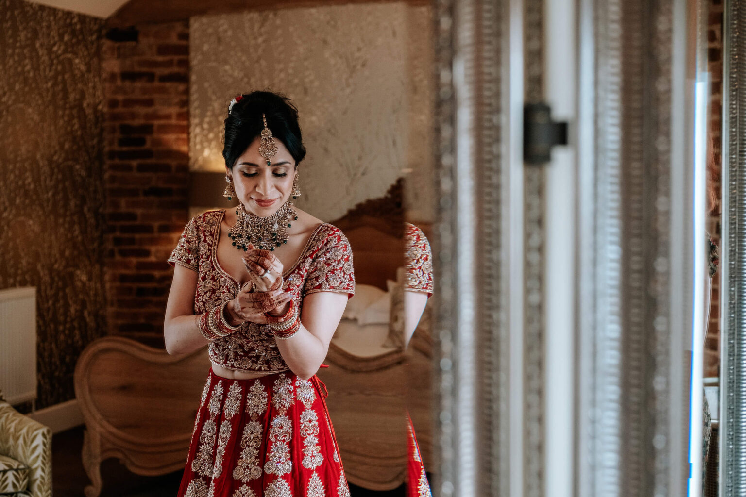 Mythe_Barn Wedding Prep Large Mirror Asian Wedding