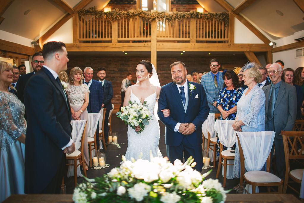Mythe Barn wedding ceremony