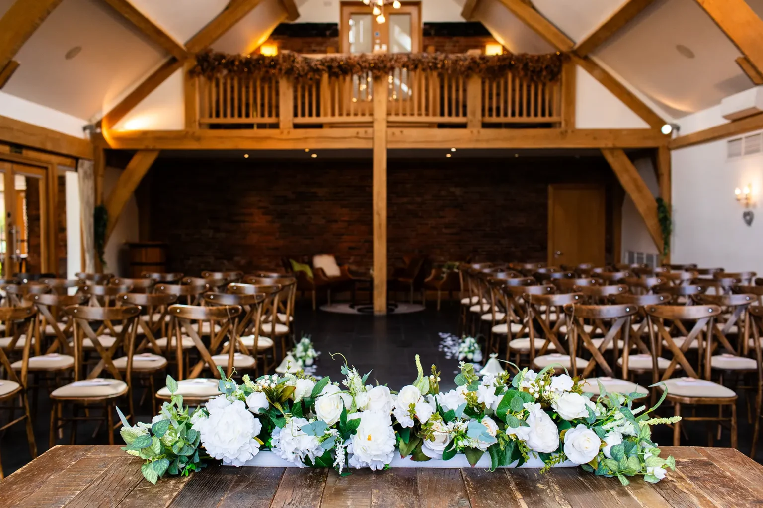 mythe barn ceremony balcony