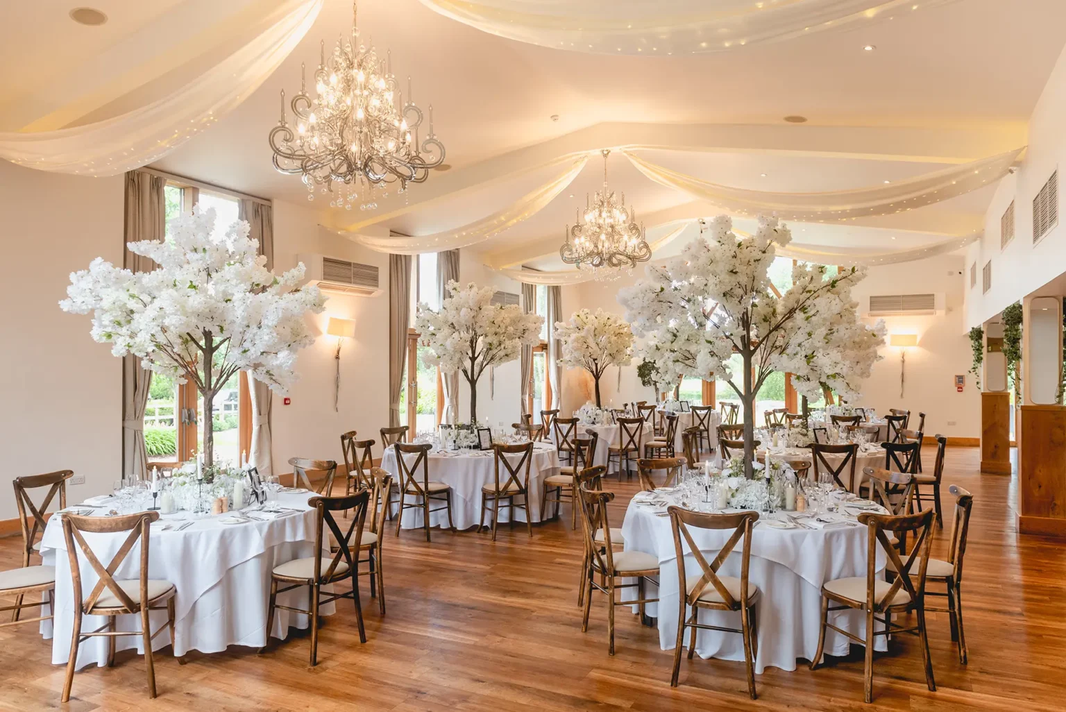 mythe barn reception setup daylight